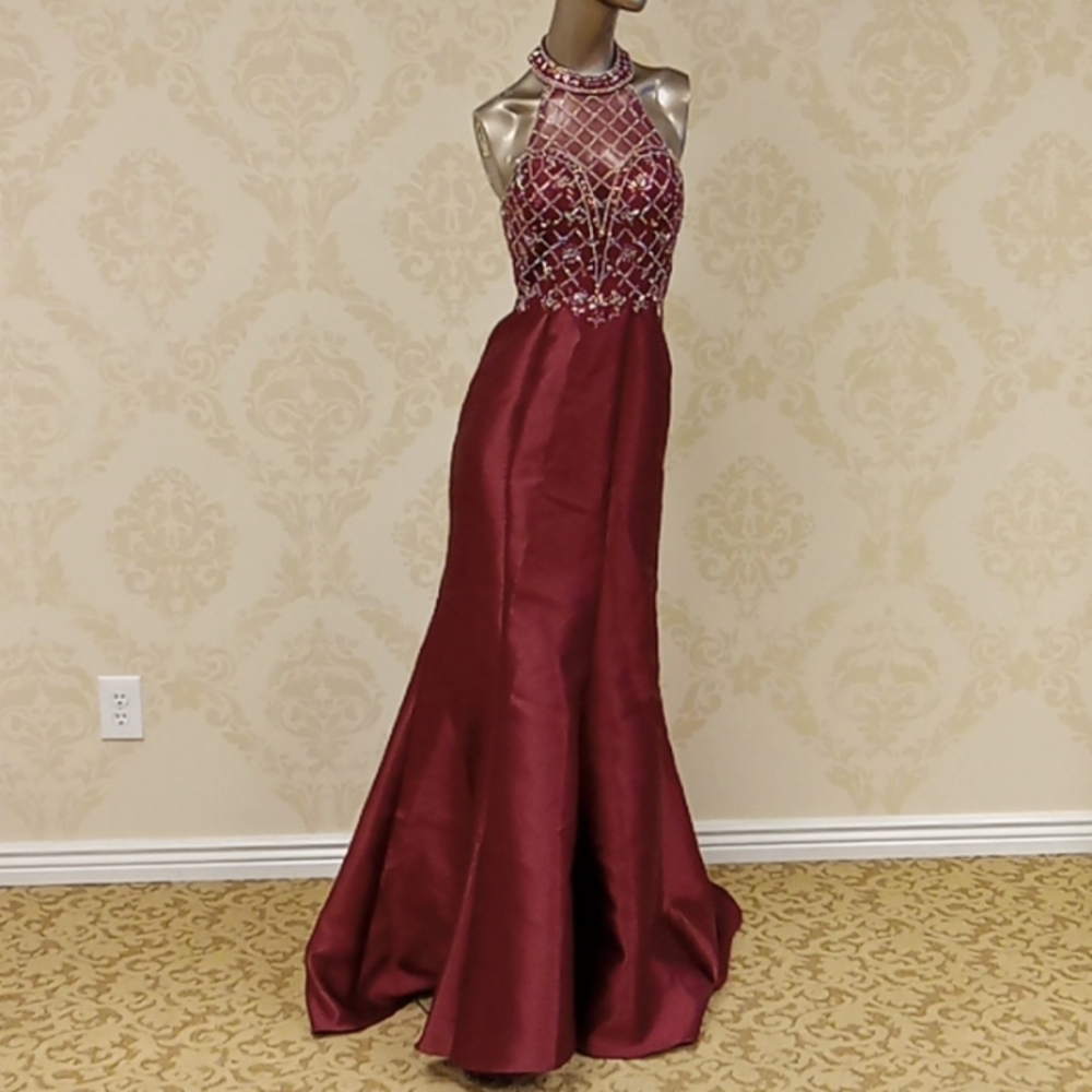 Bee Darlin size 3/4 prom dress